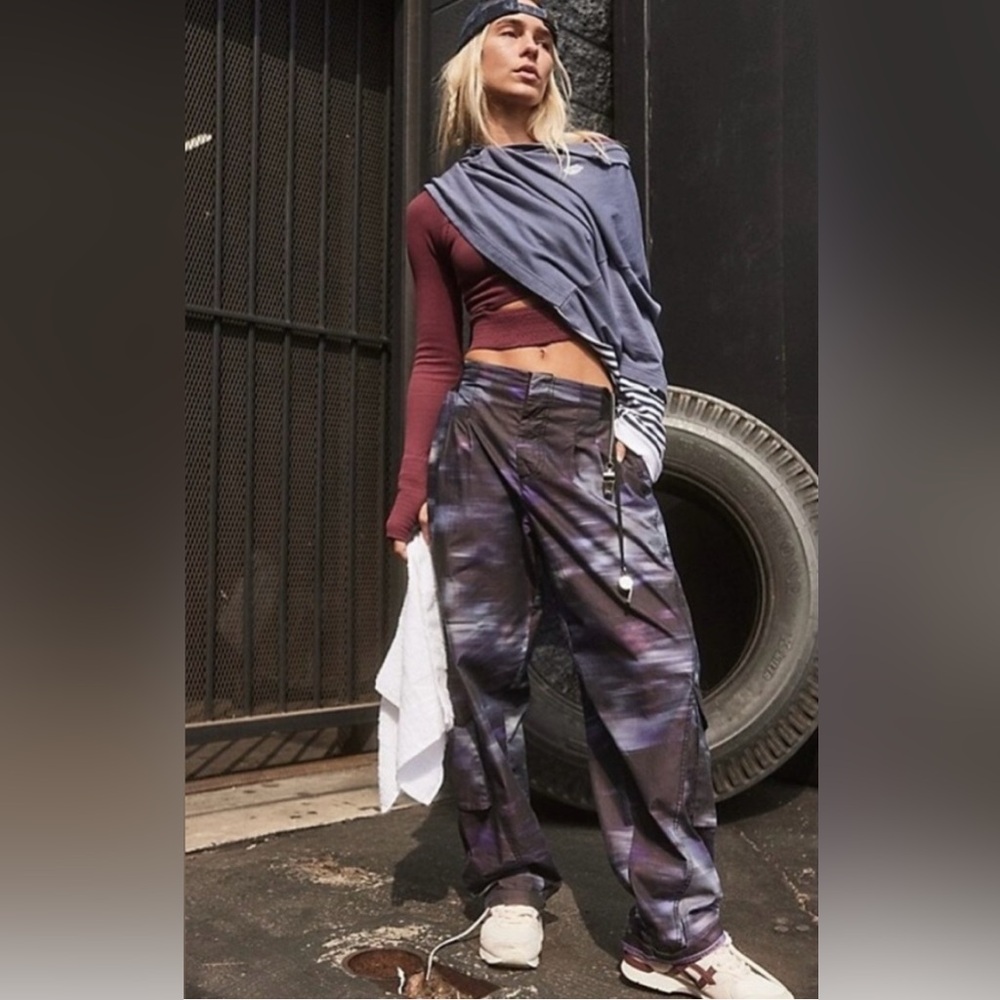 NWOT FREE PEOPLE MOVEMENT MESMERIZE ME PANTS XS